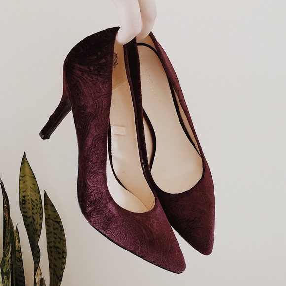 Nine West Shoes - NIne West Wine Velvet Heel